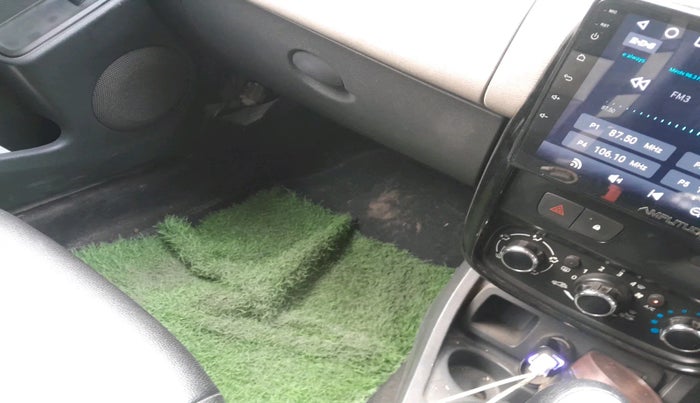 2015 Renault Duster 85 PS RXL DIESEL, Diesel, Manual, 1,59,682 km, interior