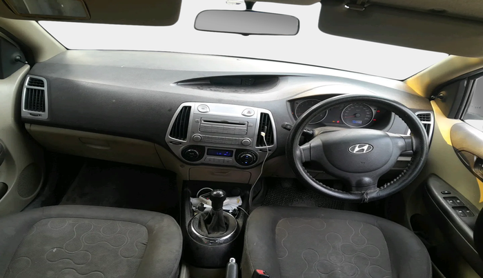 2011 Hyundai i20 MAGNA 1.2, Petrol, Manual, 1,02,040 km, interior