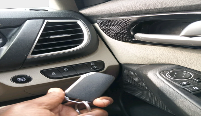 2023 KIA SELTOS  HTX 1.5 DIESEL AT, Diesel, Automatic, 1,11,070 km, interior