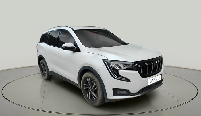 2021 Mahindra XUV700 AX 5 P MT 7 STR, Petrol, Manual, 1,07,661 km, exterior