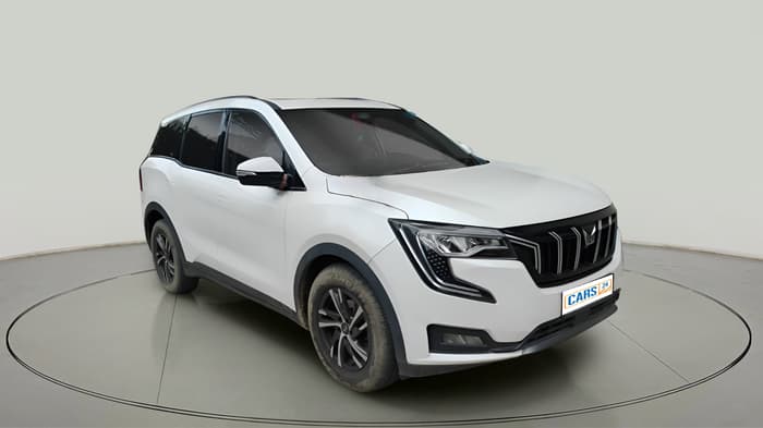 2021 Mahindra XUV700 AX 5 P MT 7 STR, Petrol, Manual, 1,07,661 km, exterior