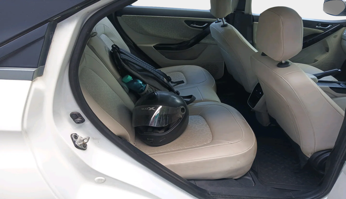 2022 Tata NEXON XZA PLUS (PREMIUM) PETROL, Petrol, Automatic, 37,760 km, interior