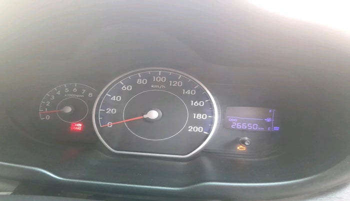 2012 Hyundai i10 MAGNA 1.2, Petrol, Manual, 27,590 km, interior