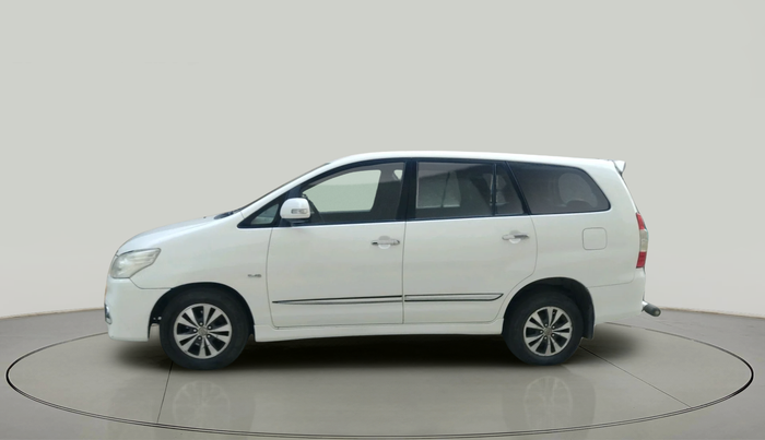 2015 Toyota Innova 2.5 VX 7 STR, Diesel, Manual, 2,81,082 km, exterior