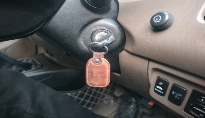 2015 Toyota Innova 2.5 VX 7 STR, Diesel, Manual, 2,81,082 km, interior