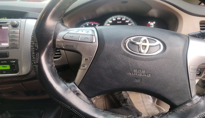 2015 Toyota Innova 2.5 VX 7 STR, Diesel, Manual, 2,81,082 km, interior