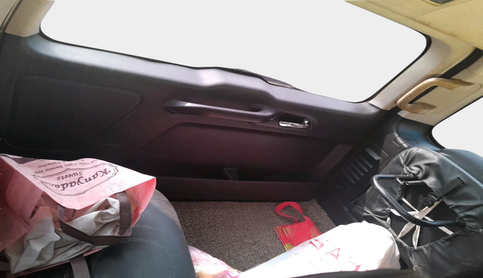 2016 Tata Safari Storme 2.2 VX 4X2, Diesel, Manual, 1,12,572 km, interior