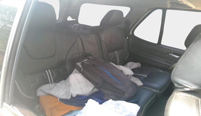 2016 Tata Safari Storme 2.2 VX 4X2, Diesel, Manual, 1,12,572 km, interior