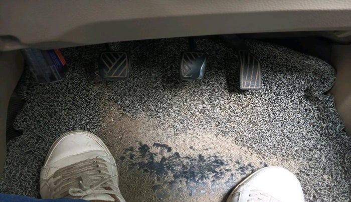 2013 Maruti Swift Dzire VDI, Diesel, Manual, 1,28,177 km, interior