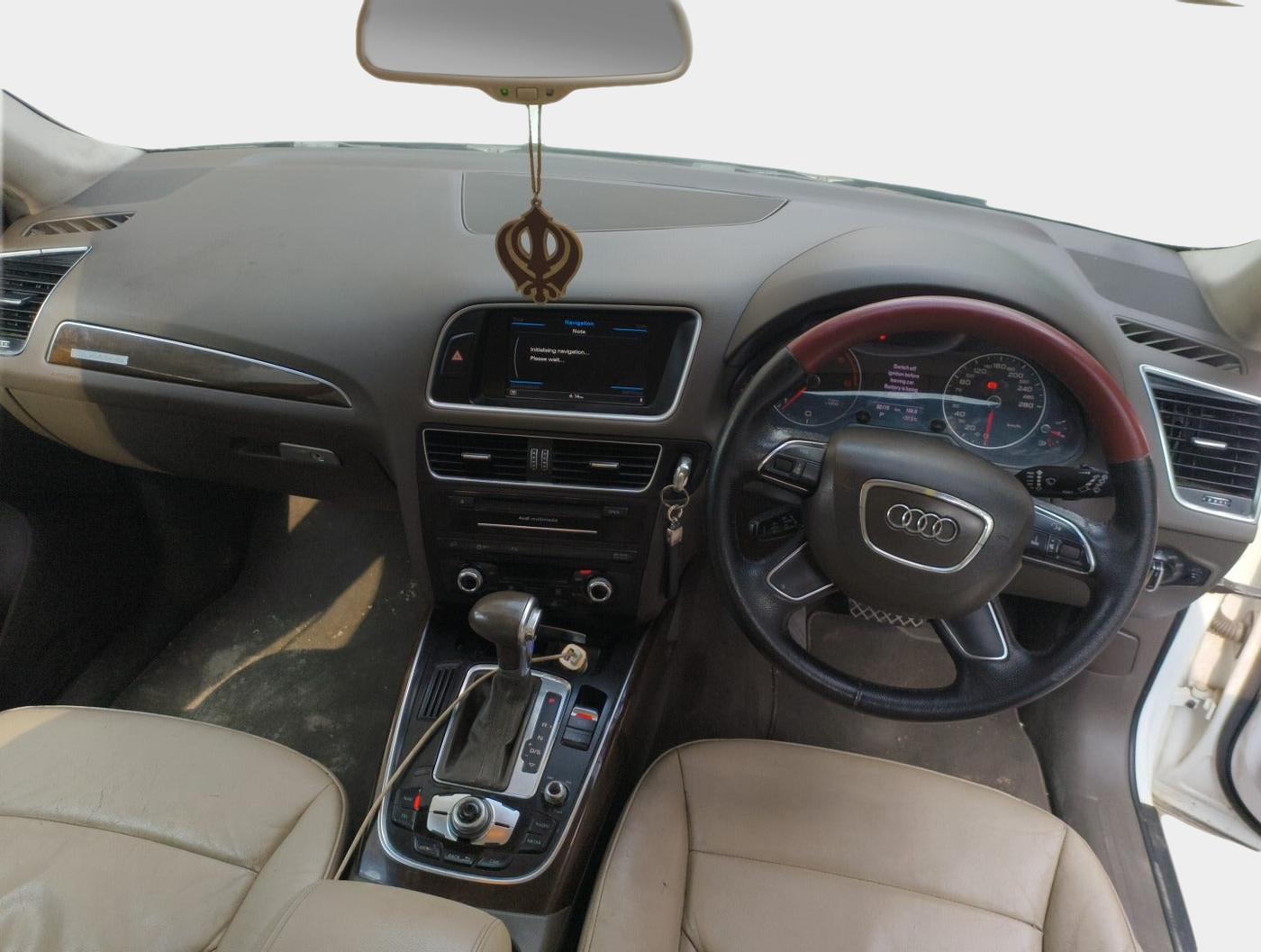 2013 Audi Q5 2.0 TDI QUATTRO, Diesel, Automatic, 80,770 km, interior