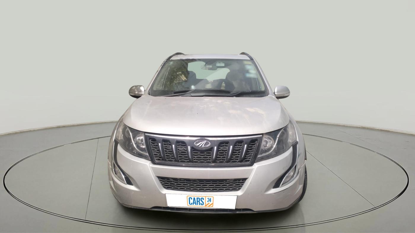 2016 Mahindra XUV500 W10, Diesel, Manual, 54,208 km, exterior