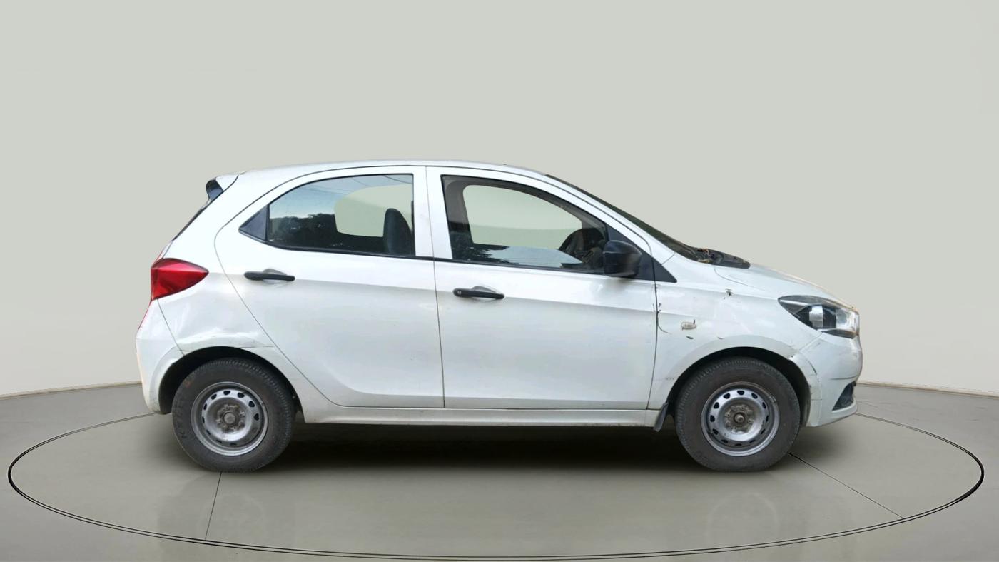 2016 Tata Tiago XE DIESEL, Diesel, Manual, 2,02,759 km, exterior