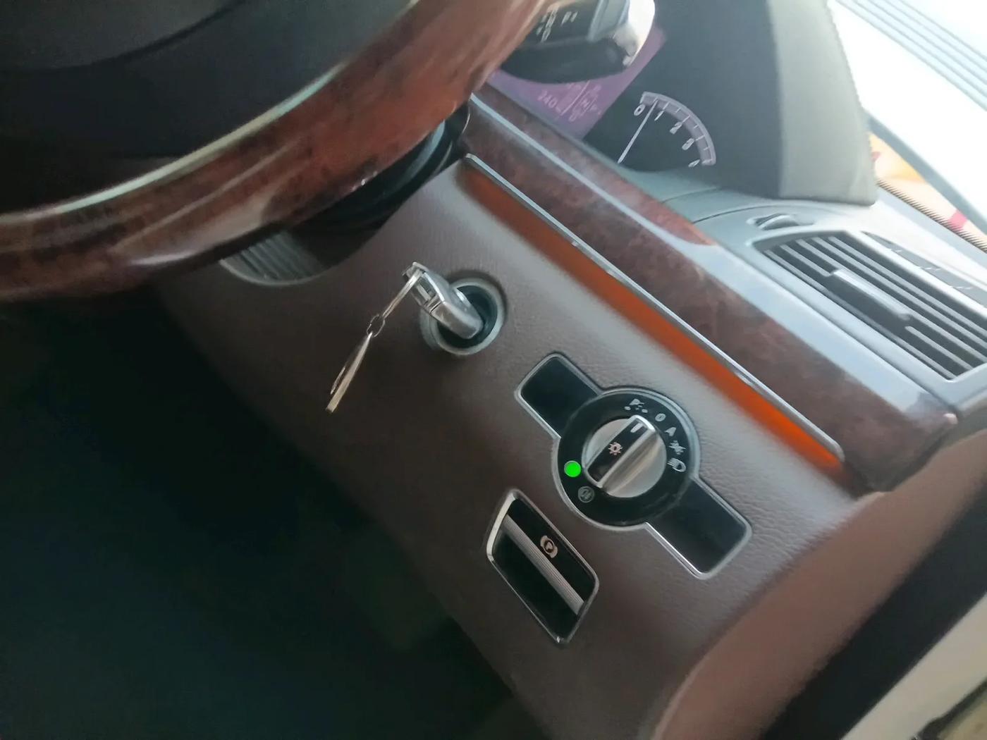 2013 Mercedes Benz S Class S300 L, Petrol, Automatic, 73,606 km, interior
