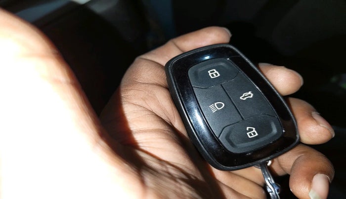 2023 Tata PUNCH ACCOMPLISHED DAZZLE PACK MT, Petrol, Manual, 40,260 km, interior