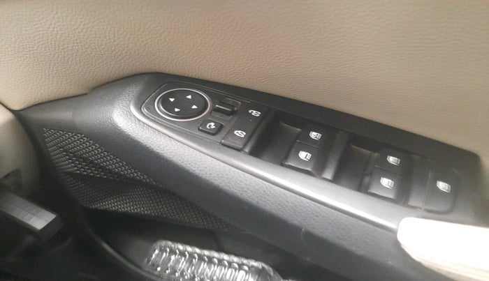 2021 KIA SELTOS HTX 1.5 DIESEL, Diesel, Manual, 1,36,794 km, interior