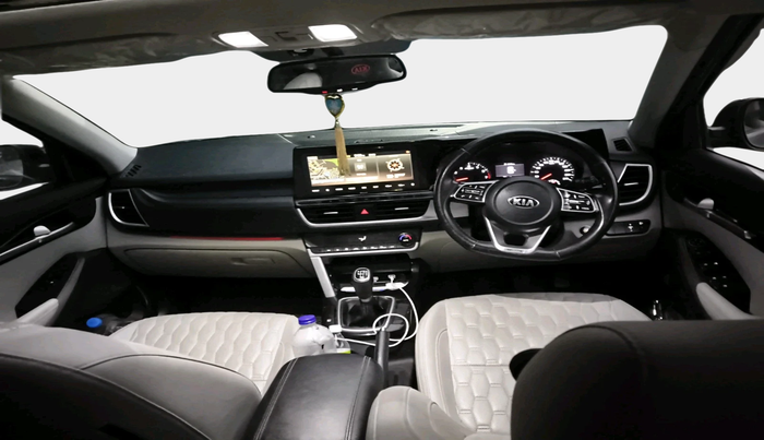 2021 KIA SELTOS HTX 1.5 PETROL, Petrol, Manual, 94,492 km, interior