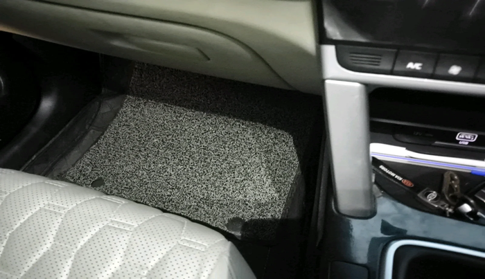 2021 KIA SELTOS HTX 1.5 PETROL, Petrol, Manual, 94,492 km, interior