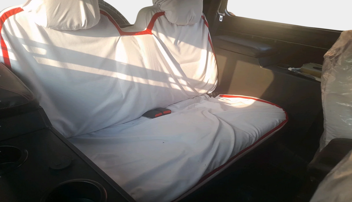 2021 Mahindra Thar LX HT PETROL 4WD MT, Petrol, Manual, 15,125 km, interior