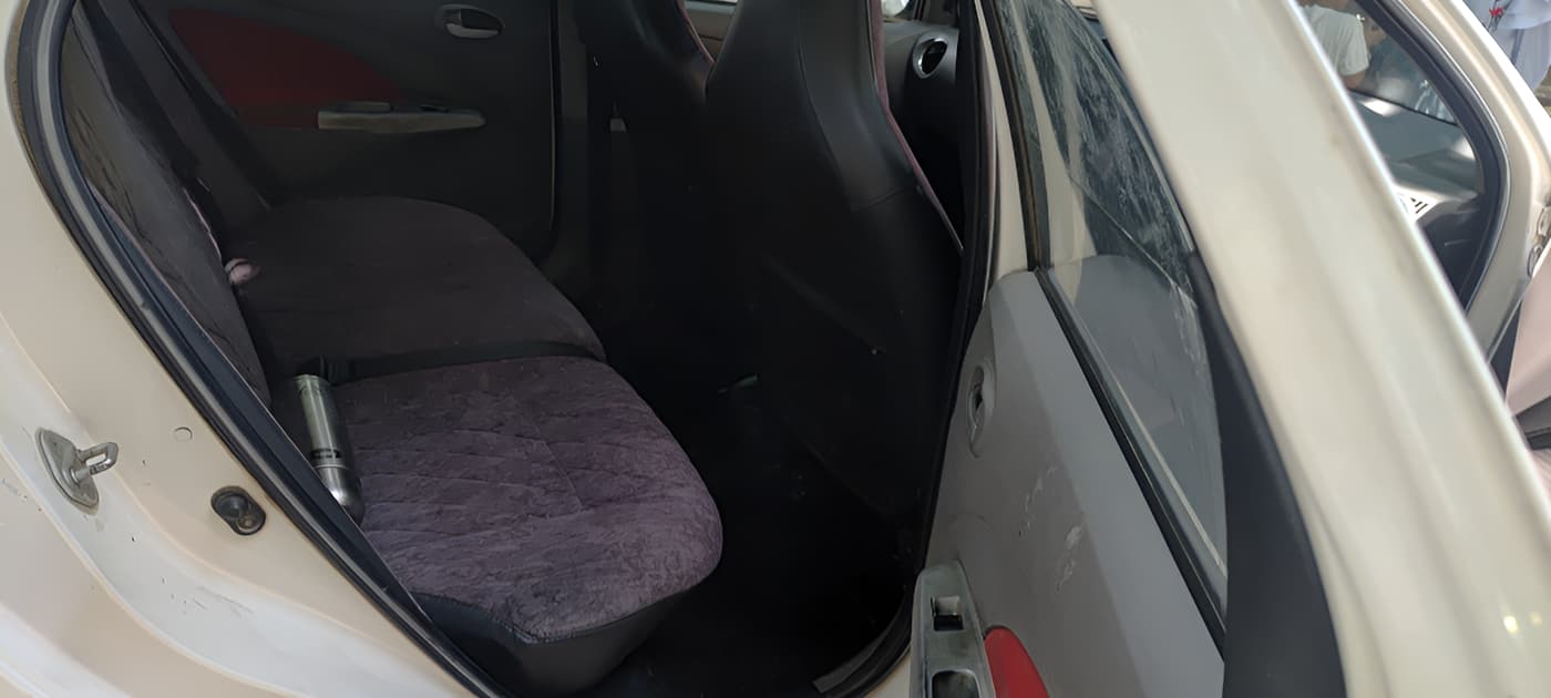 2011 Toyota Etios VX, Petrol, Manual, 1,98,332 km, interior