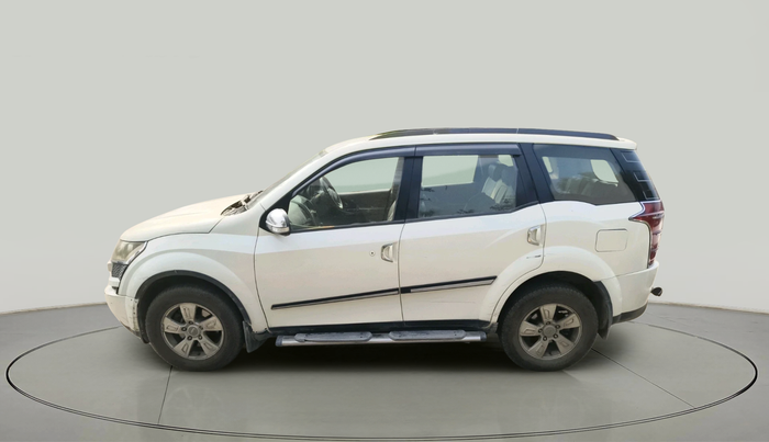 2013 Mahindra XUV500 W8, Diesel, Manual, 2,19,777 km, exterior