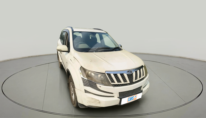 2013 Mahindra XUV500 W8, Diesel, Manual, 2,19,777 km, exterior