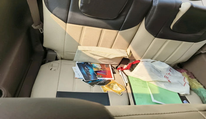 2013 Mahindra XUV500 W8, Diesel, Manual, 2,19,777 km, interior