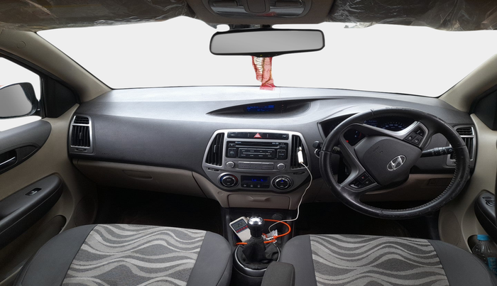 2014 Hyundai i20 ASTA 1.2, Petrol, Manual, 21,400 km, interior