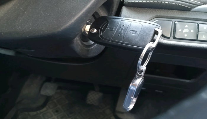 2021 MG HECTOR SUPER 2.0 DIESEL, Diesel, Manual, 90,681 km, interior