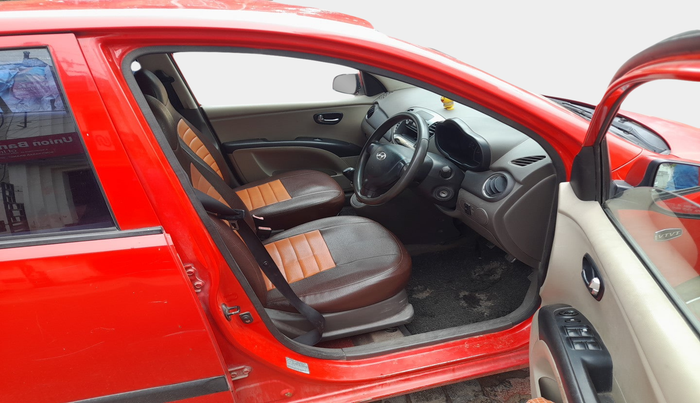 2010 Hyundai i10 MAGNA 1.2, Petrol, Manual, 1,73,060 km, interior