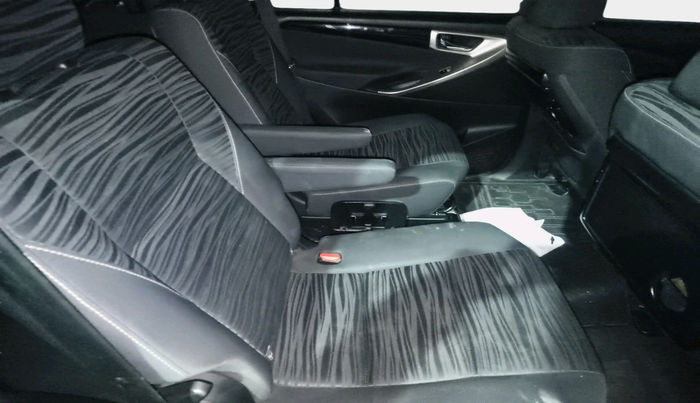 2017 Toyota Innova Crysta 2.4 VX 7 STR, Diesel, Manual, 1,86,195 km, interior