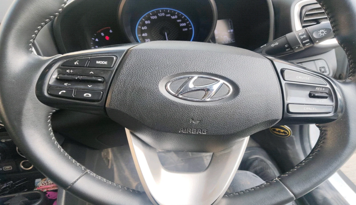 2022 Hyundai VENUE SX 1.5 CRDI, Diesel, Manual, 47,283 km, interior