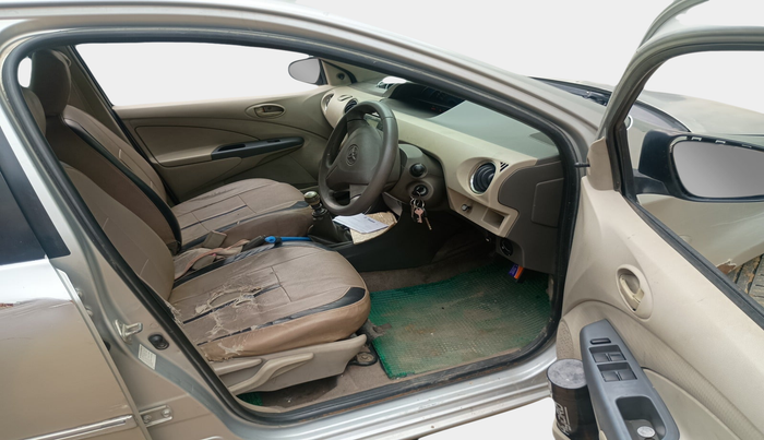 2013 Toyota Etios GD, Diesel, Manual, 1,71,198 km, interior