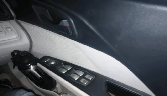 2023 Mahindra XUV300 W6 1.5 Sunroof Diesel, Diesel, Manual, 55,453 km, interior