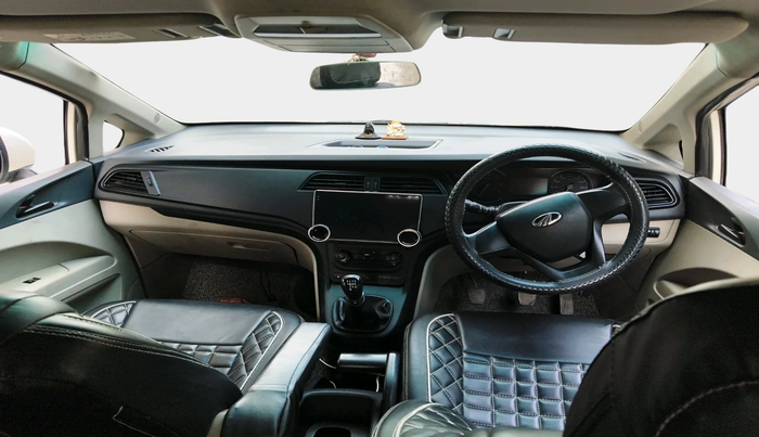 2018 Mahindra MARAZZO M4 7 STR, Diesel, Manual, 97,344 km, interior