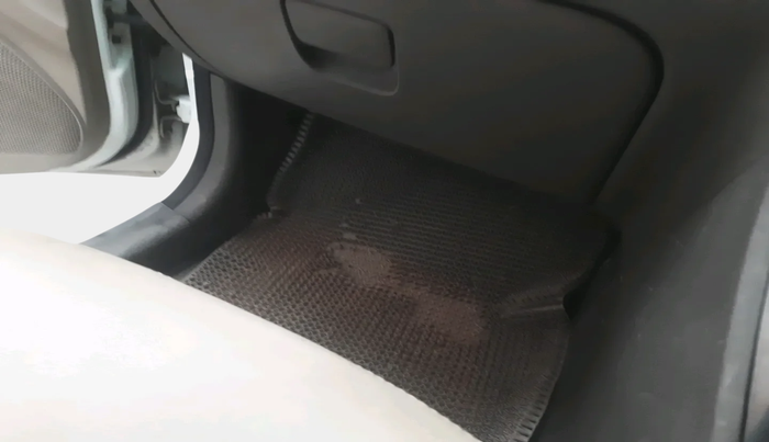 2010 Hyundai i10 MAGNA 1.2, Petrol, Manual, 74,244 km, interior