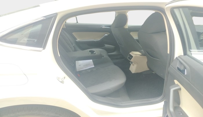 2022 Skoda SLAVIA AMBITION 1.0L TSI MT, Petrol, Manual, 45,618 km, interior