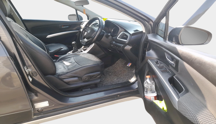 2018 Maruti S Cross ZETA 1.3, Diesel, Manual, 3,10,125 km, interior