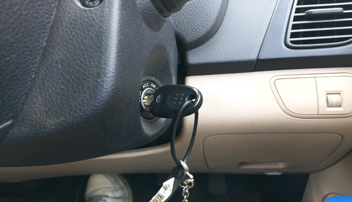 2014 Hyundai Eon MAGNA +, Petrol, Manual, 97,469 km, interior