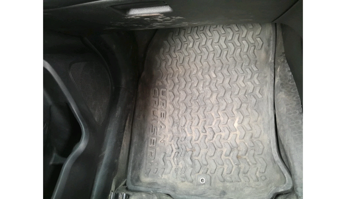 2022 Toyota URBAN CRUISER HIGH GRADE MT, Petrol, Manual, 93,293 km, interior