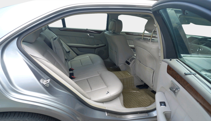 2012 Mercedes Benz E Class E 220 CDI ELEGANCE, Diesel, Automatic, 60,064 km, interior