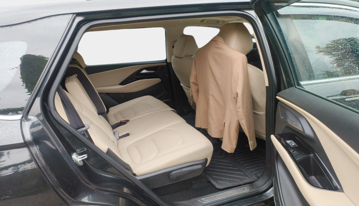 2023 MG HECTOR SHARP PRO 1.5 TURBO MT PETROL, Petrol, Manual, 66,535 km, interior
