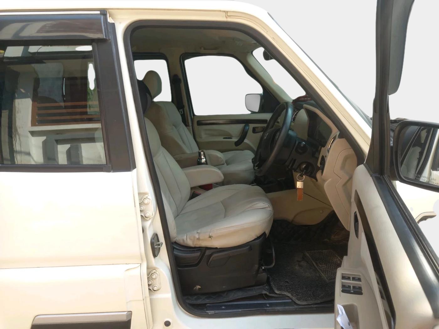 2022 Mahindra SCORPIO CLASSIC S11 7STR, Diesel, Manual, 91,637 km, interior