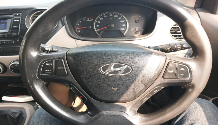 2015 Hyundai Grand i10 SPORTZ 1.1 CRDI, Diesel, Manual, 1,27,804 km, interior