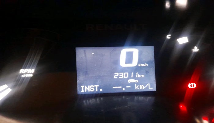 2023 Renault TRIBER RXT, Petrol, Manual, 23,011 km, interior