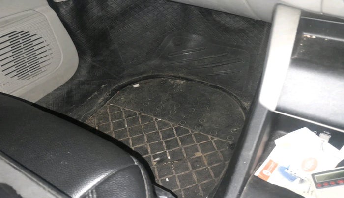 2023 Renault TRIBER RXT, Petrol, Manual, 23,011 km, interior