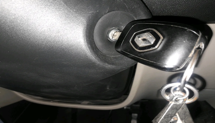 2023 Renault TRIBER RXT, Petrol, Manual, 23,011 km, interior