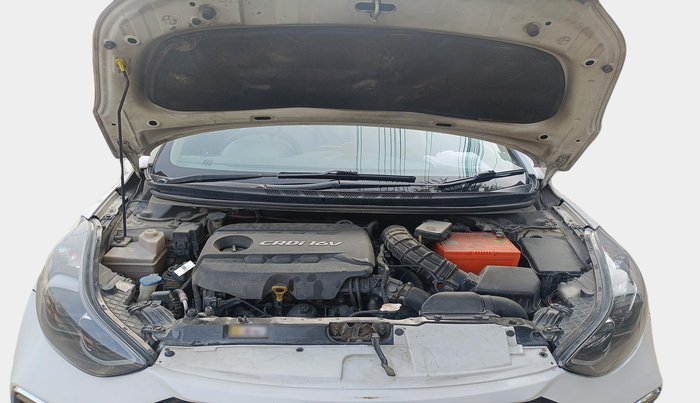 2014 Hyundai New Elantra 1.6 SX MT DIESEL, Diesel, Manual, 1,27,974 km, exterior