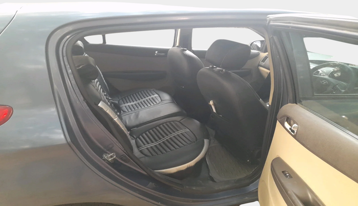 2012 Hyundai i20 SPORTZ 1.2, Petrol, Manual, 70,249 km, interior