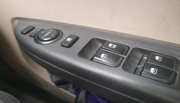 2012 Hyundai i20 SPORTZ 1.2, Petrol, Manual, 70,249 km, interior