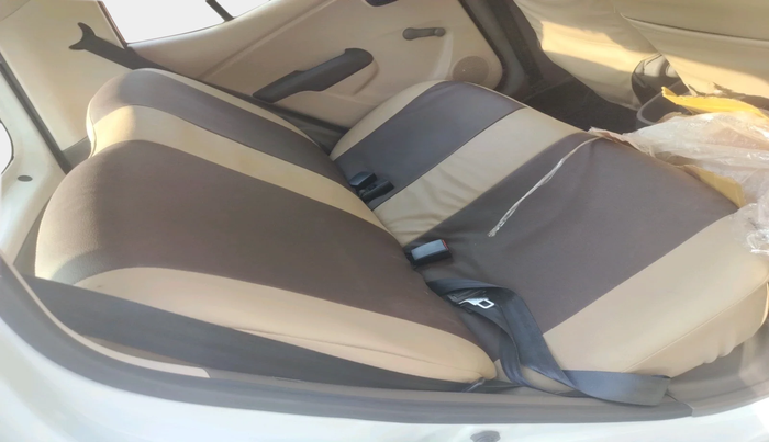 2013 Hyundai i10 ERA 1.1, Petrol, Manual, 7,579 km, interior